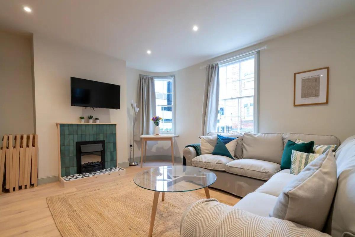 Pass The Keys Stylish Grade II Listed House Villa Cheltenham Eksteriør billede